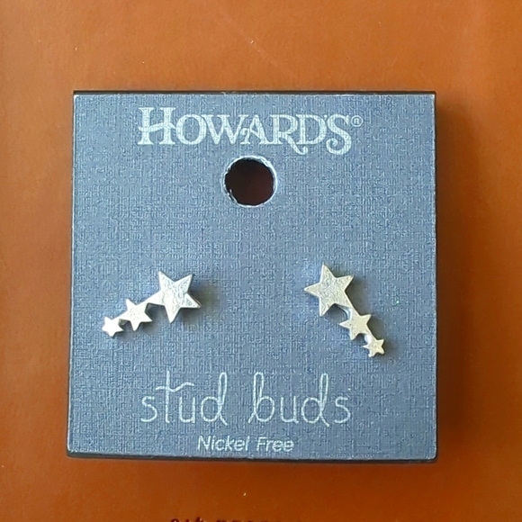 Howard's Jewelry - NIP Stainless Steel Howards Stud Buds Silver Star Earrings